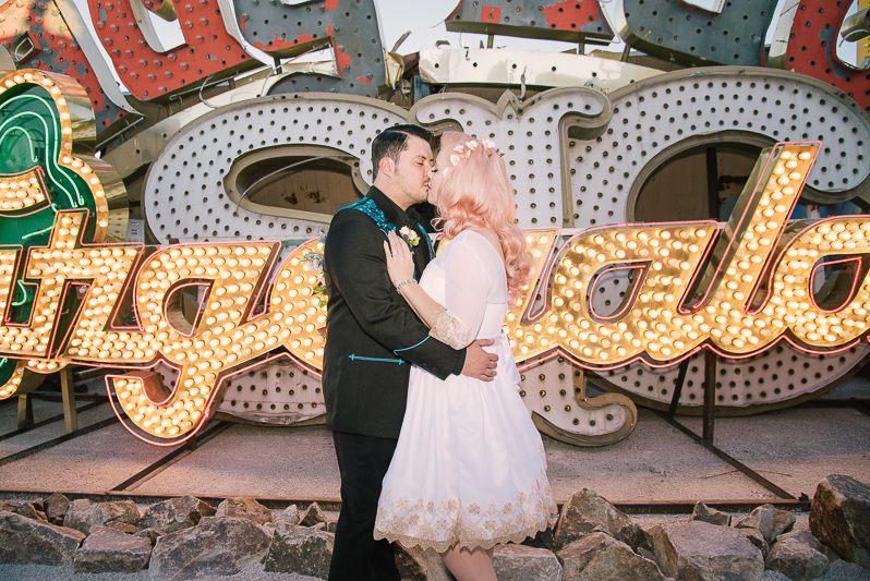 Neon Musuem Wedding In Las Vegas 78