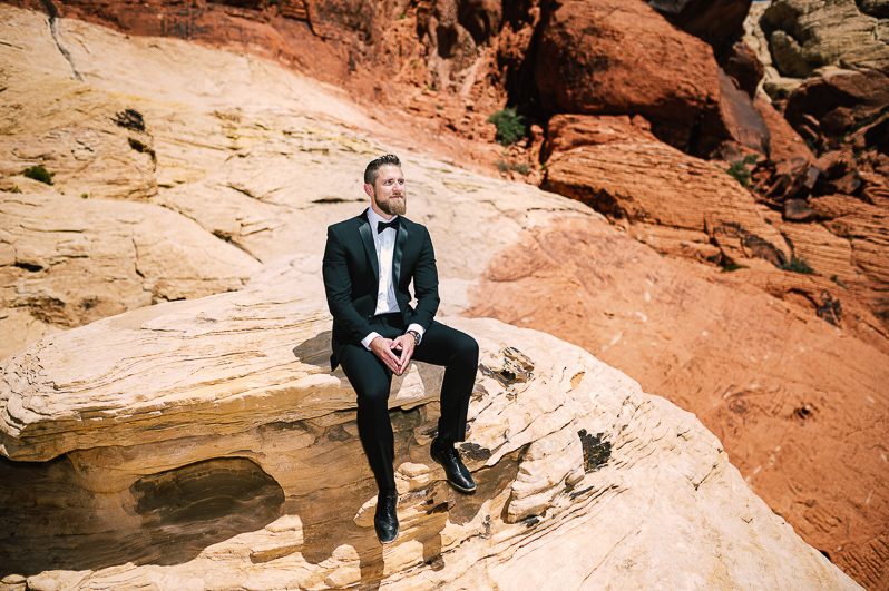 Red Rock Canyon Elopement Photographer 09