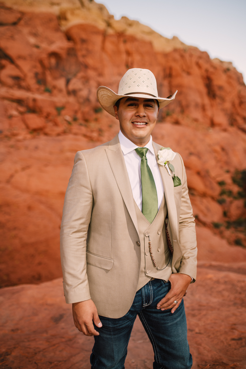 Red Rock Canyon Elopement 16