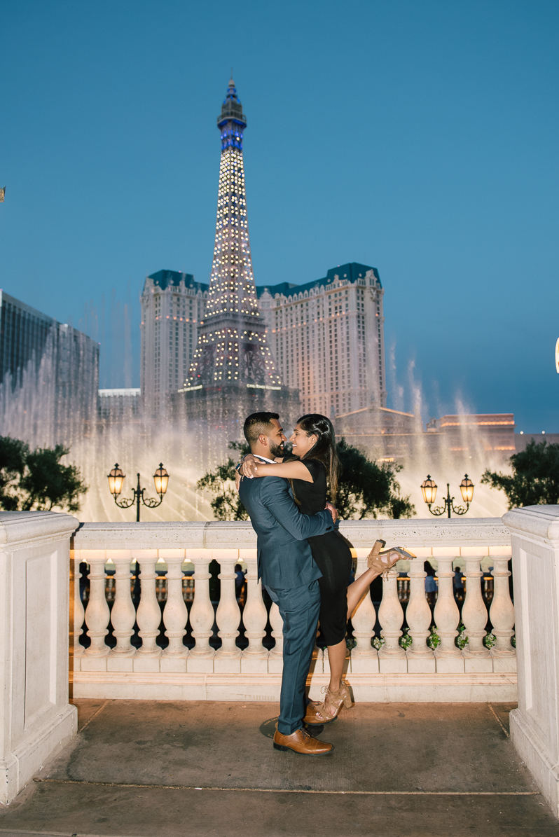 Las Vegas Strip Proposal | Vegas Elopement and Wedding Photographer ...