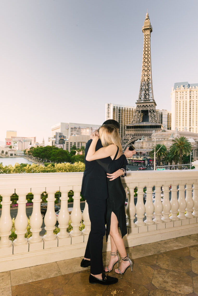 Las Vegas Proposal Photographer 09 - las vegas elopement