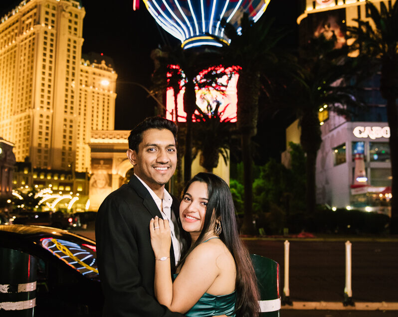 Las Vegas Proposal: Las Vegas Engagement Photographer