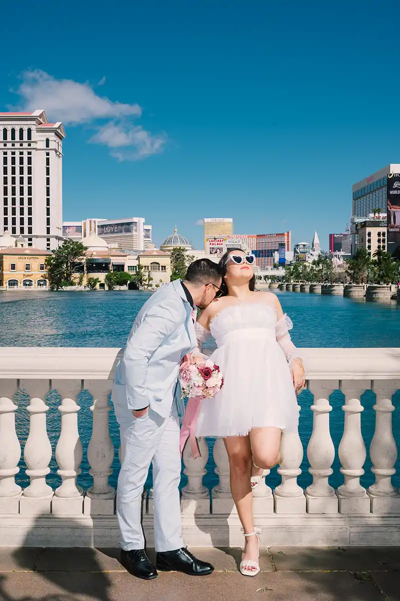 Bellagio-fountain-elopement-shoot