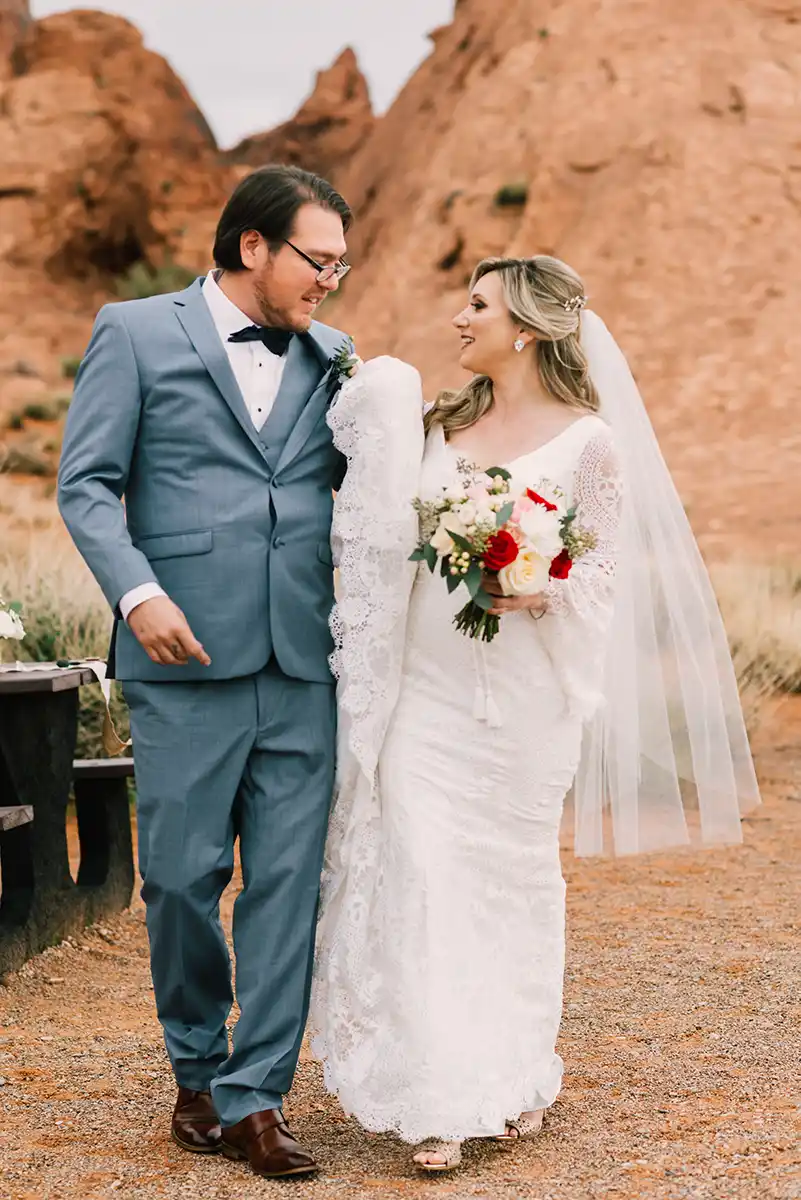 Valley of fire elopement ceremony